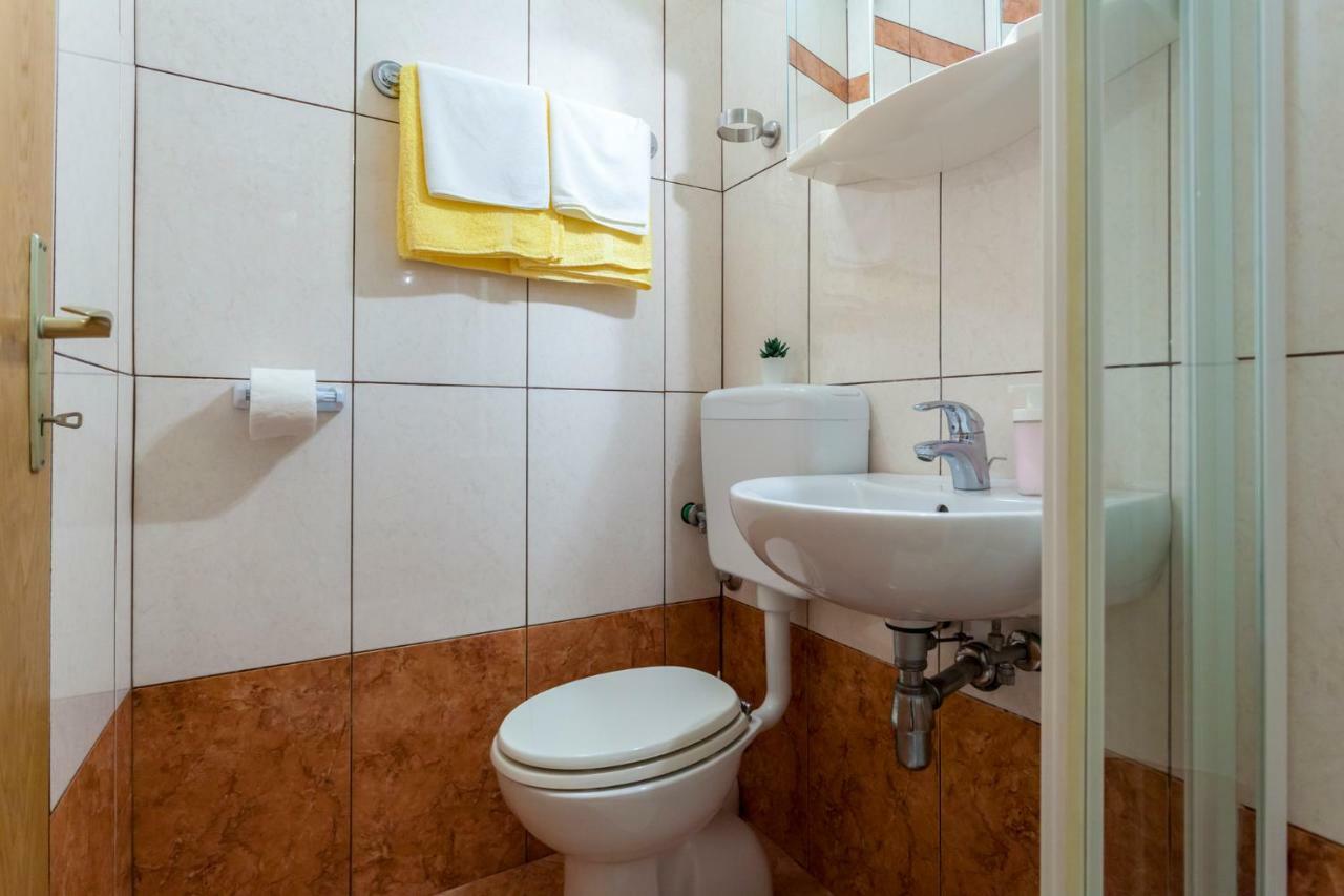 Apartment Nonna Krk Town Kültér fotó