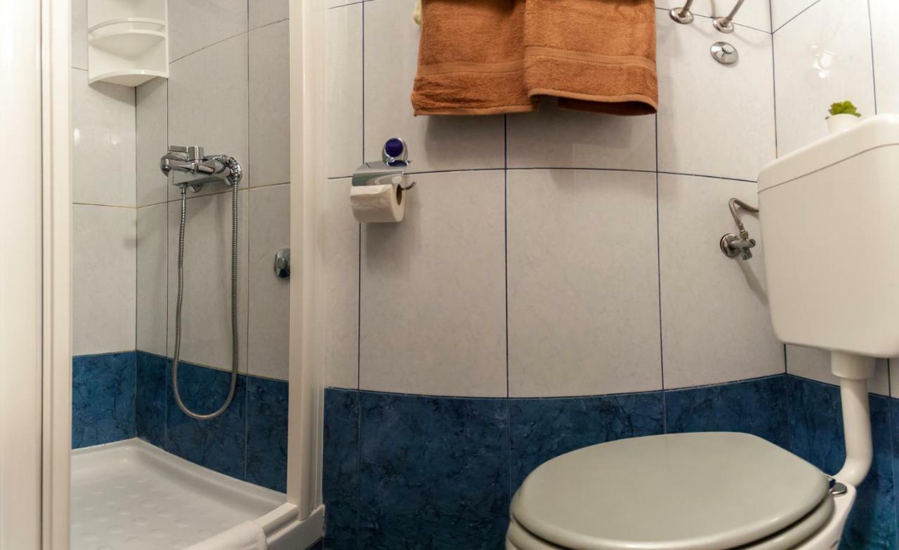 Apartment Nonna Krk Town Kültér fotó