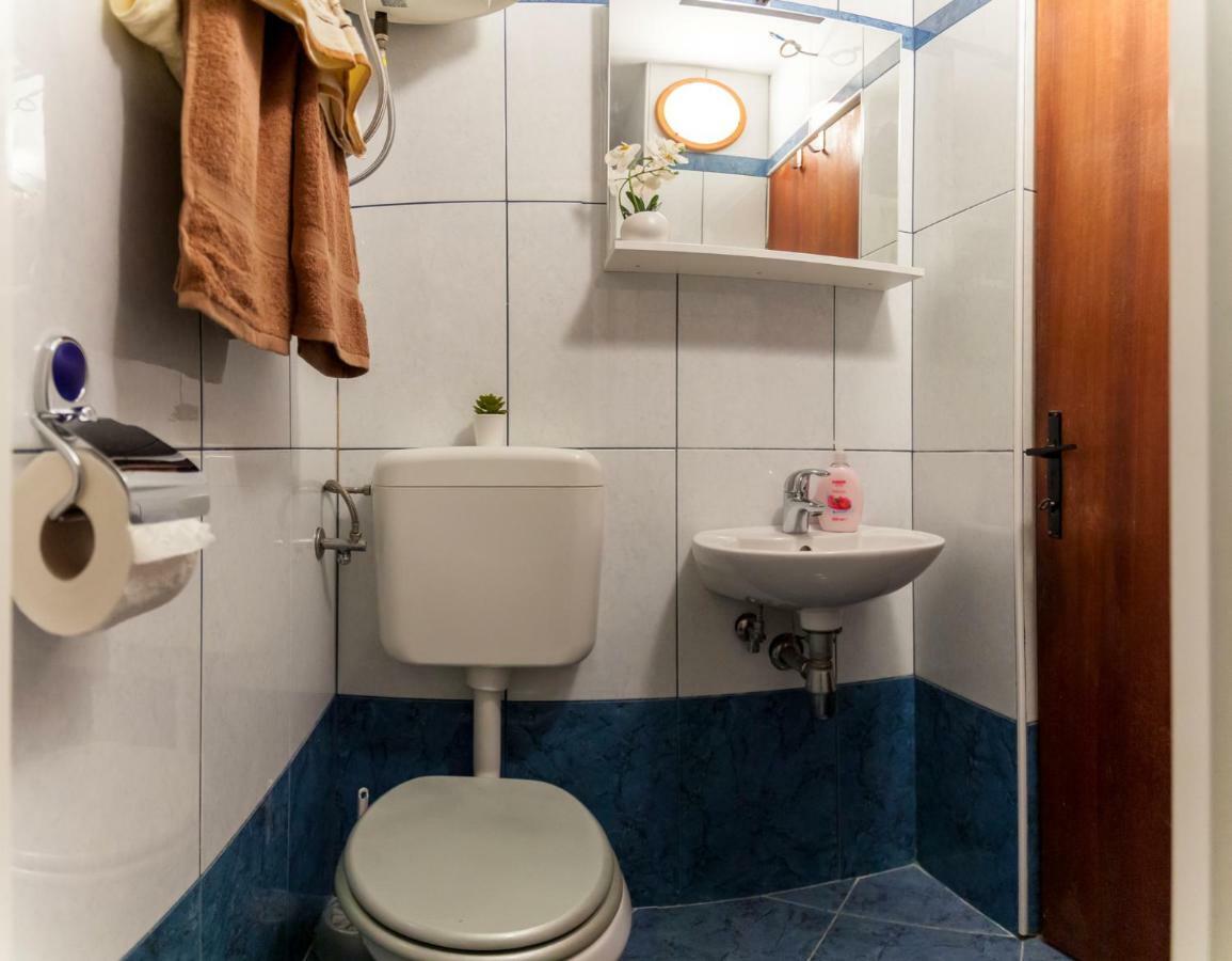 Apartment Nonna Krk Town Kültér fotó