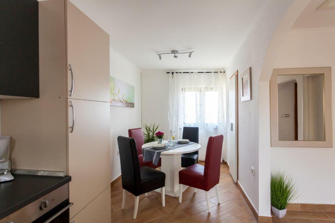 Apartment Nonna Krk Town Kültér fotó